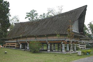 Rumah Bolon Raja Purba di Pematang Purba, Simalungun.